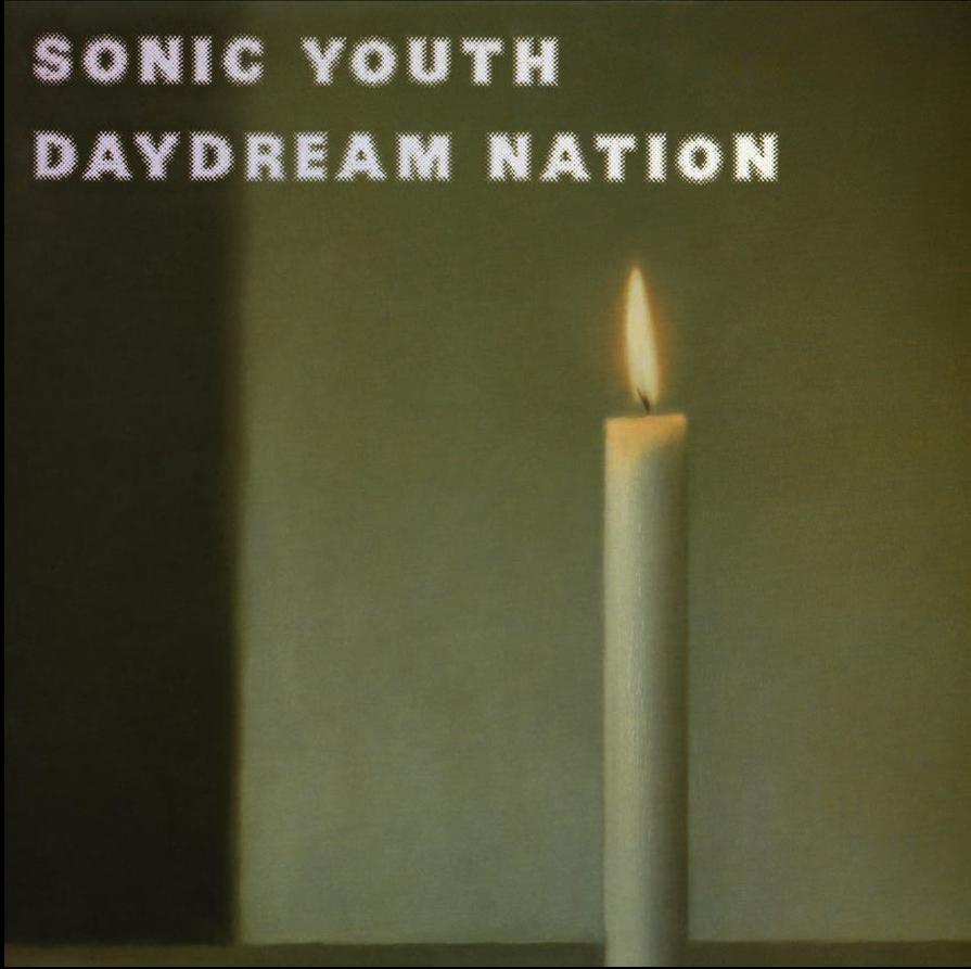 Gerhard Richter for Daydream Nation by Sonic Youth اعضای گروه Sonic Youth از علاقه مندان به هنر هستند، آنها برای جلد آلبوم سال 1988 خود اثری از  گرهارد ریختر (یکی از بزرگترین هنرمندان زنده دنیا) به نام "شمع" را انتخاب کردند که نام یکی از ترک‌های آلبوم نیز بود. از نظر منتقدین این آلبوم بهترین آلبوم گروه است و یکی از تاثیر گذارترین آلبوم‌هایِ راک تمام دوران ها.